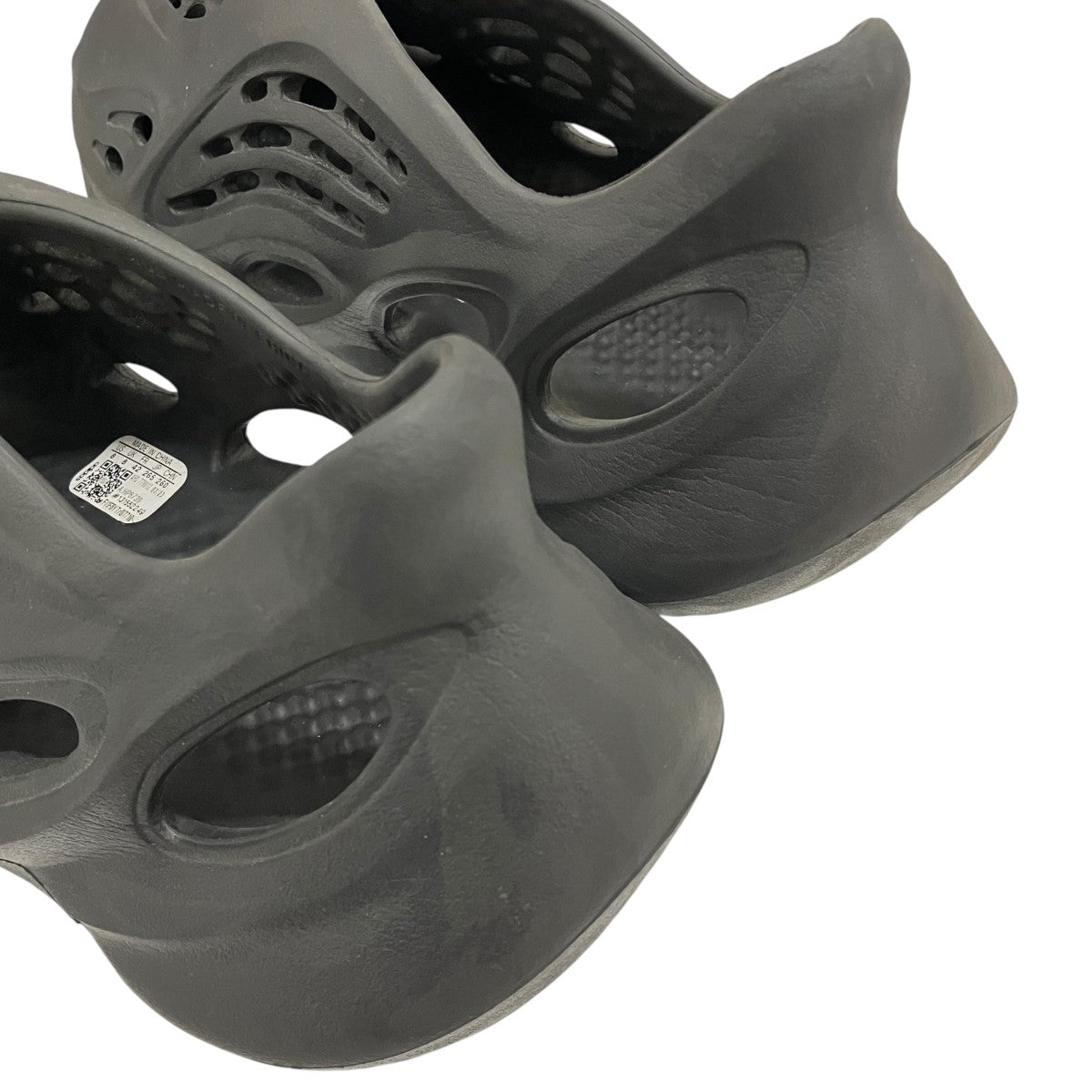 【YEEZY FOAM RUNNER】サンダルHP8739