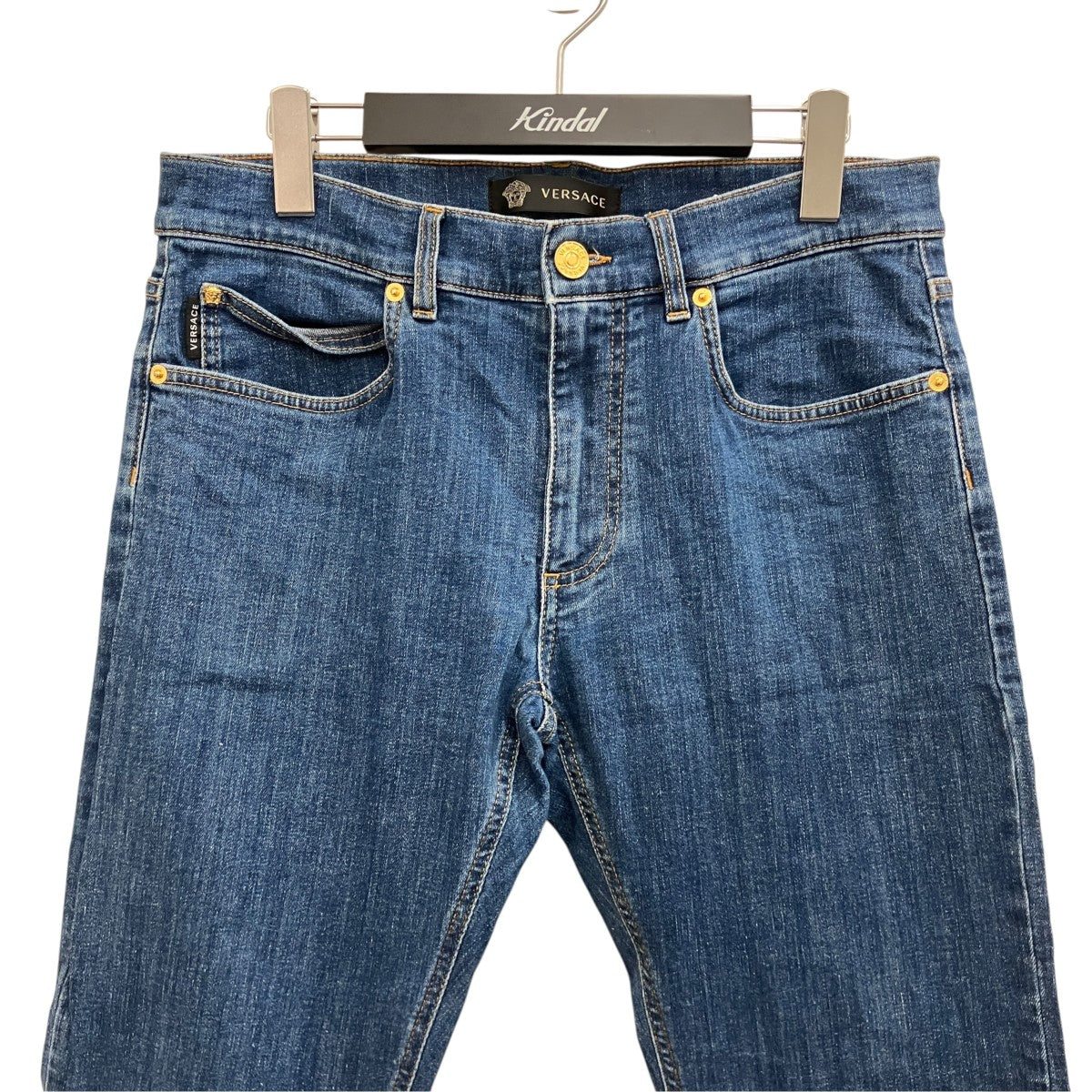 バックメデューサ刺繍ストレッチデニムパンツ591 844 722 153
