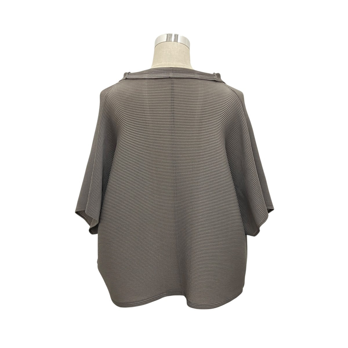 【SQUARE STRETCH PLEATS】プリーツ半袖シャツMI51FO624
