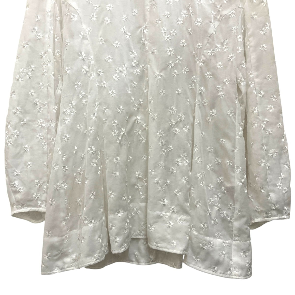 cccmalie 花柄刺繍ブラウスC-TP-3 古着・中古-4枚目のアイテム画像