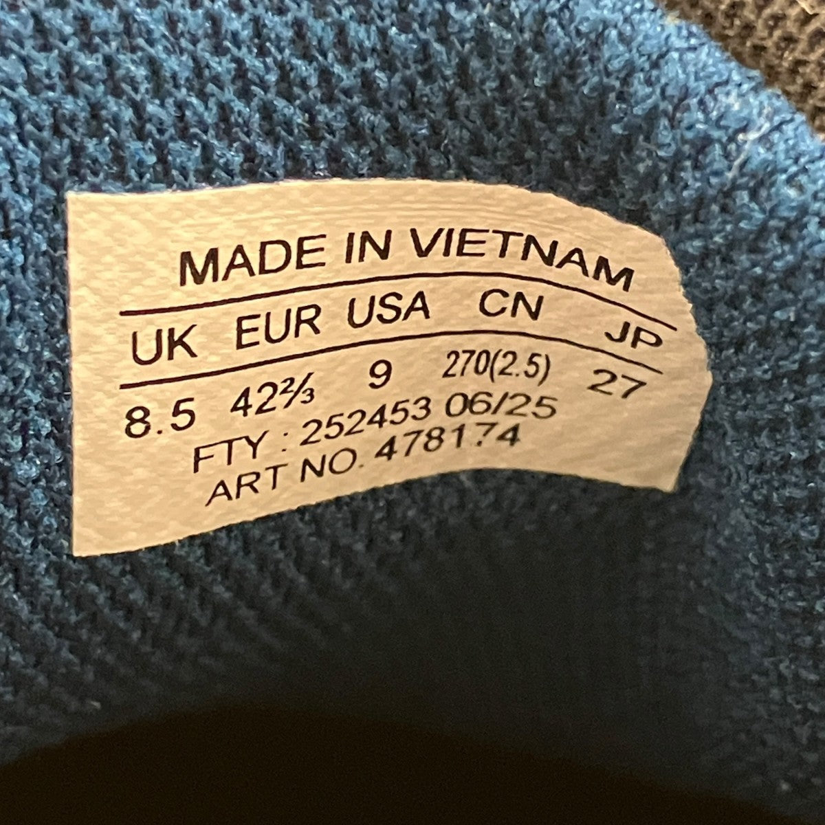 【XA PRO 3D V9 GORE-TEX】スニーカー478174
