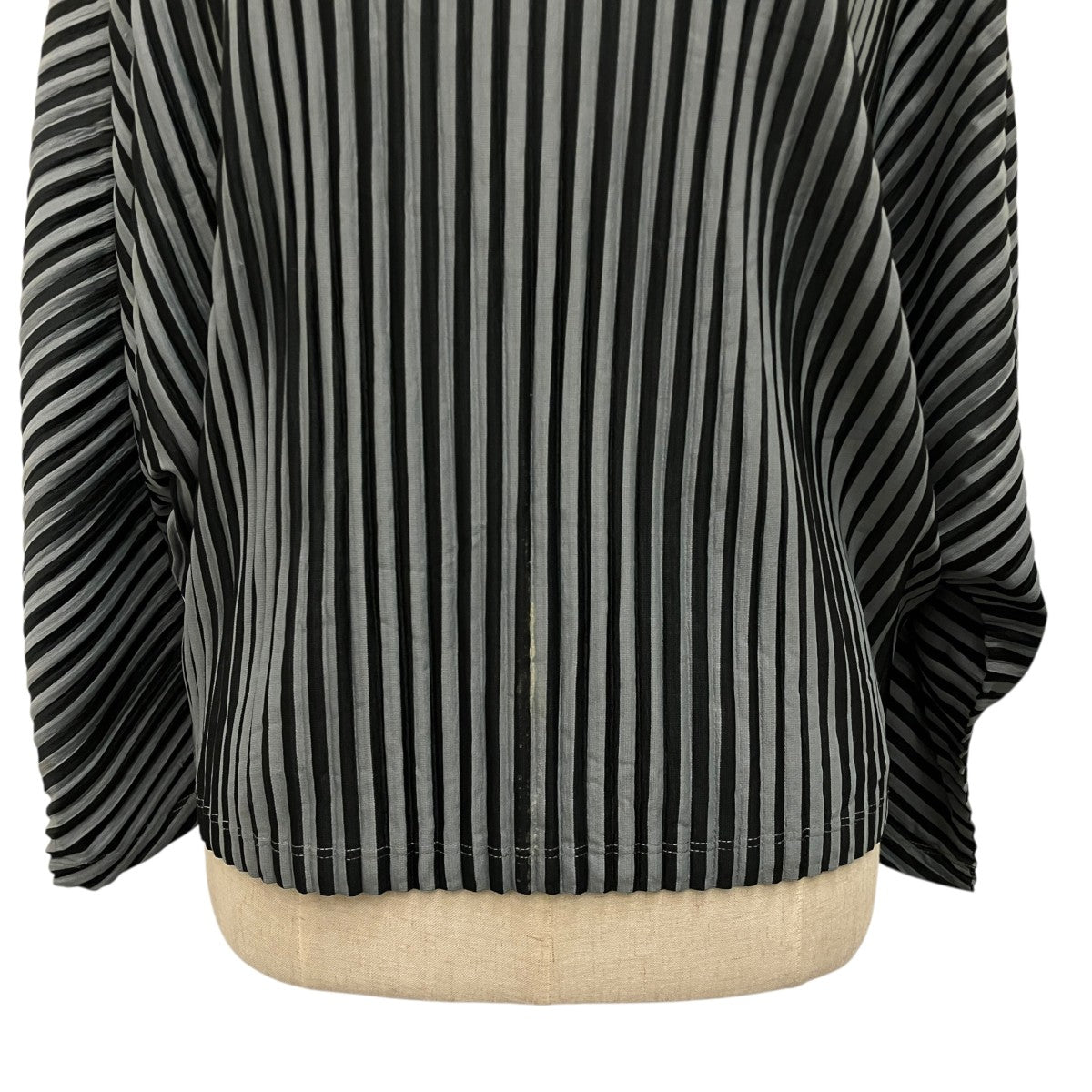 PLEATS PLEASE ドルマンスリーブ プリーツカットソーPP63-JK632 古着・中古-4枚目のアイテム画像