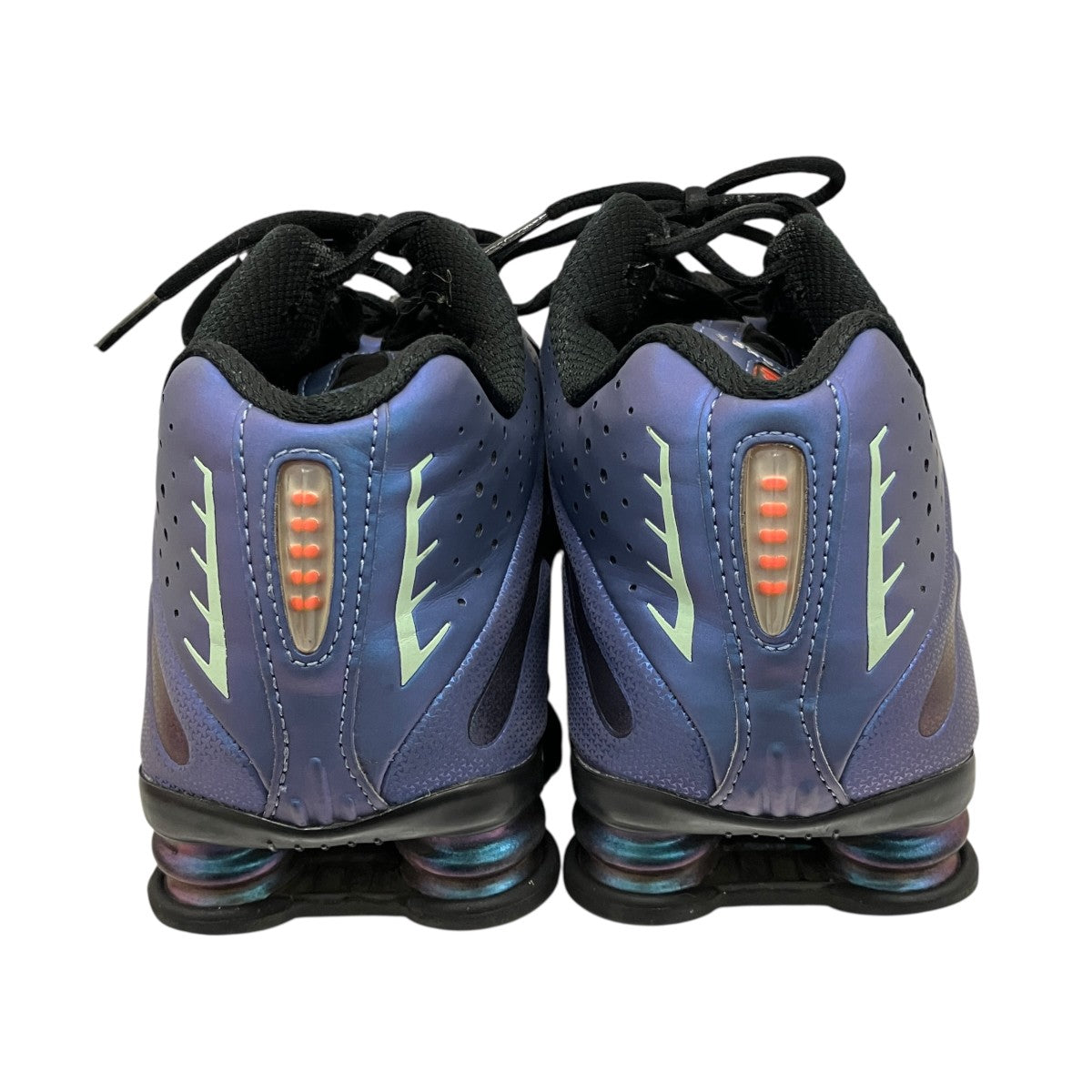 【 NIKE SHOX R4 】ローカットスニーカーHQ3446-001
