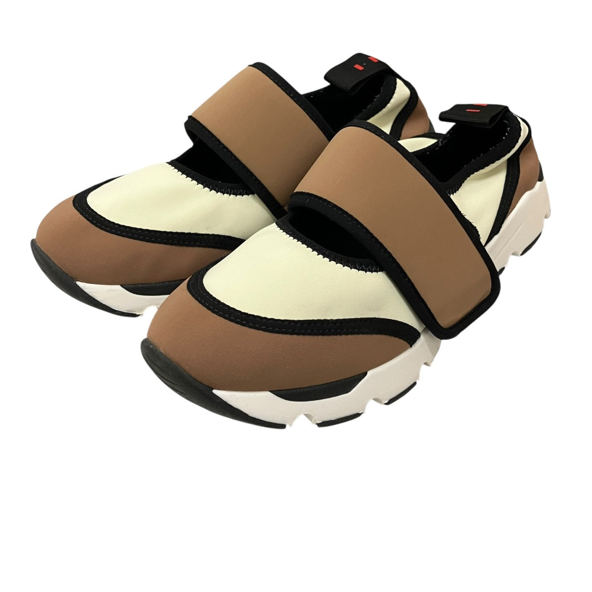 MARNI 26SSメリージェーンスニーカーSNZW020602 古着・中古-1枚目のアイテム画像
