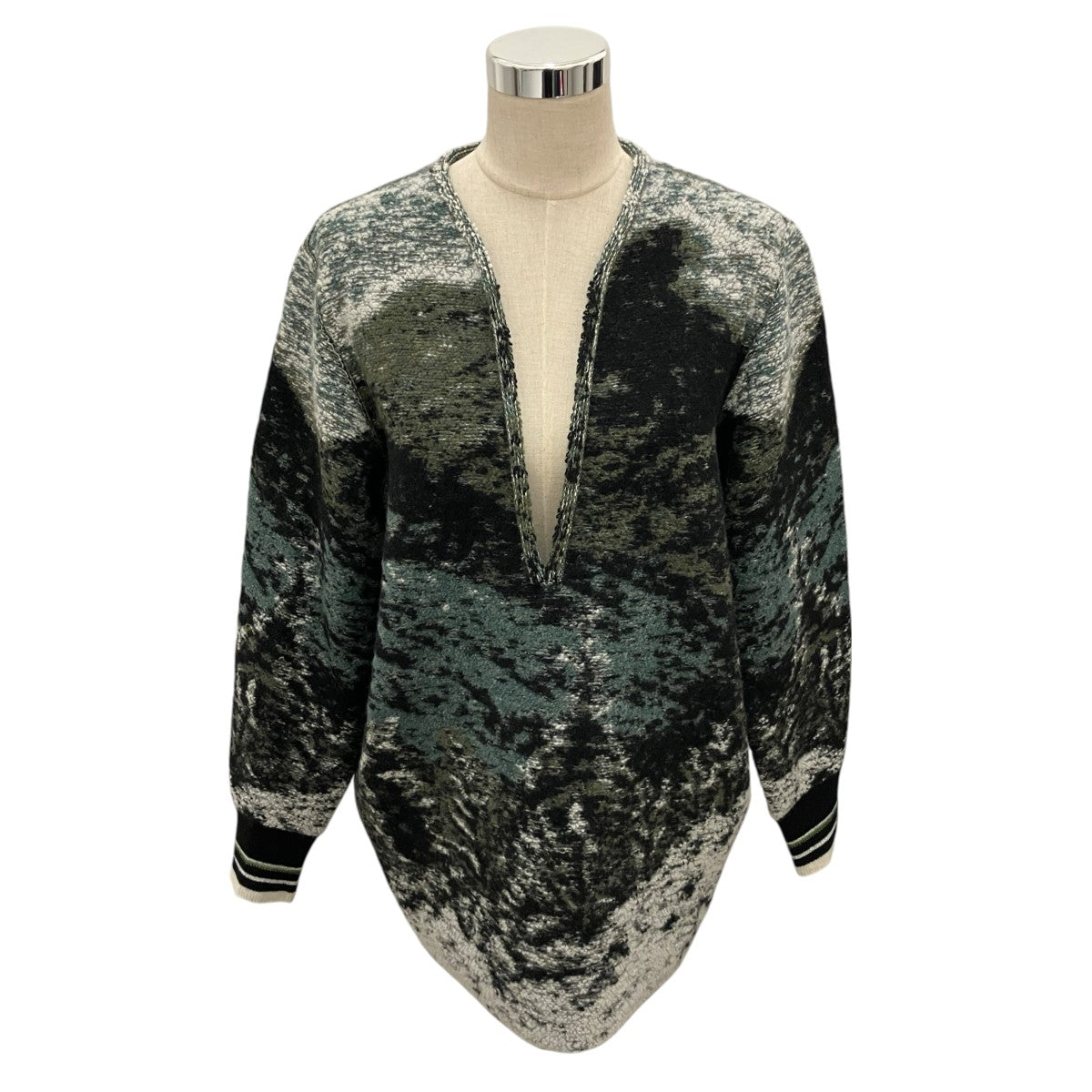 mame kurogouchi 【Pile Jacquard Plunge Knit Top】ディープVネックニットトップMM26FW-KN079 古着・中古-1枚目のアイテム画像