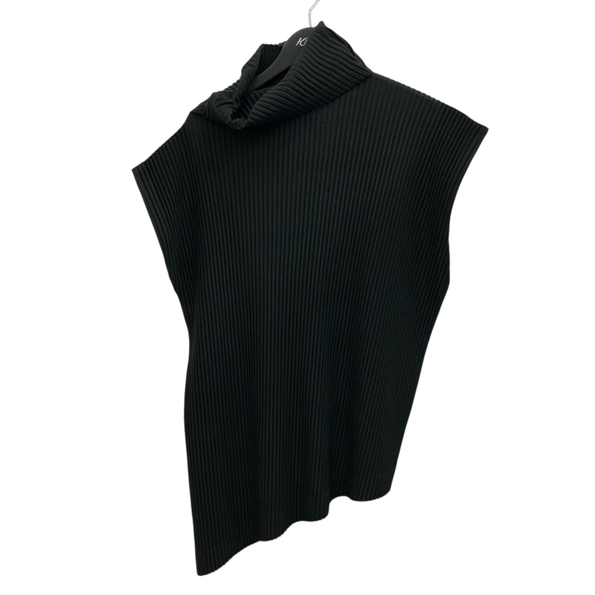 HOMME PLISSE ISSEY MIYAKE ノースリーブプリーツトップスHP58JK305 古着・中古-1枚目のアイテム画像