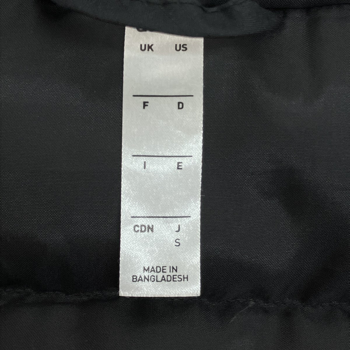 adidas ダウンコートBQ6590 CONDIVO18 古着・中古-8枚目のアイテム画像
