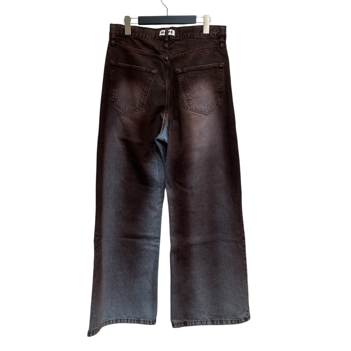 HOPE Skid Jeans 未使用 Gray Wide-Leg Skid Jeans by HOPE on Sale