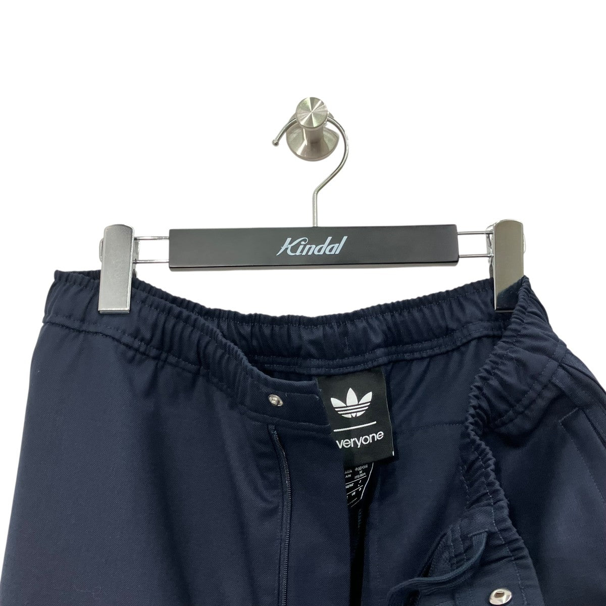adidas originals×everyone 25AWTRACK PANTS LEGEND INKトラックパンツKC7814 古着・中古-3枚目のアイテム画像