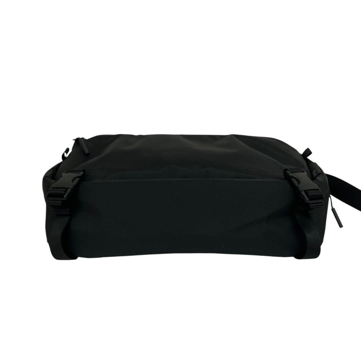Aer Travel Sling 2 X-Pacスリングバッグ 古着・中古-3枚目のアイテム画像