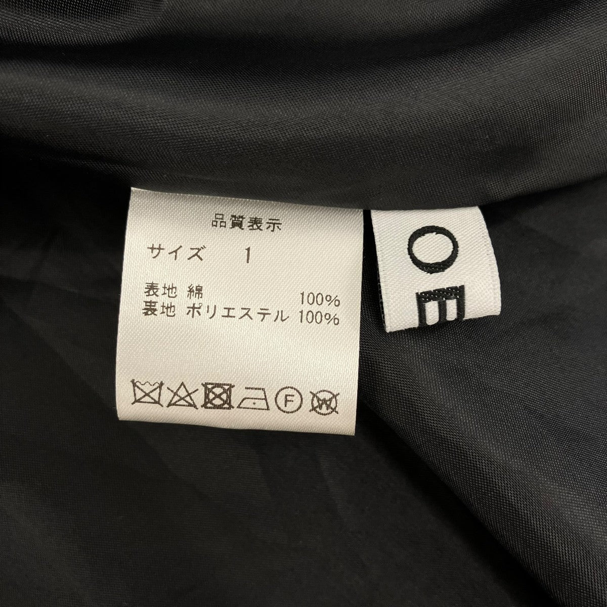 パフスリーブブラックフラワーワンピース