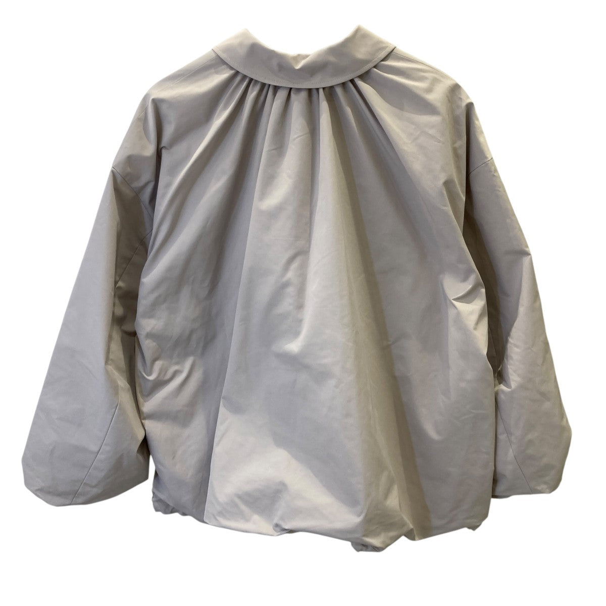 Beige Spread Collar JacketナイロンジャケットAM23FWW02JP