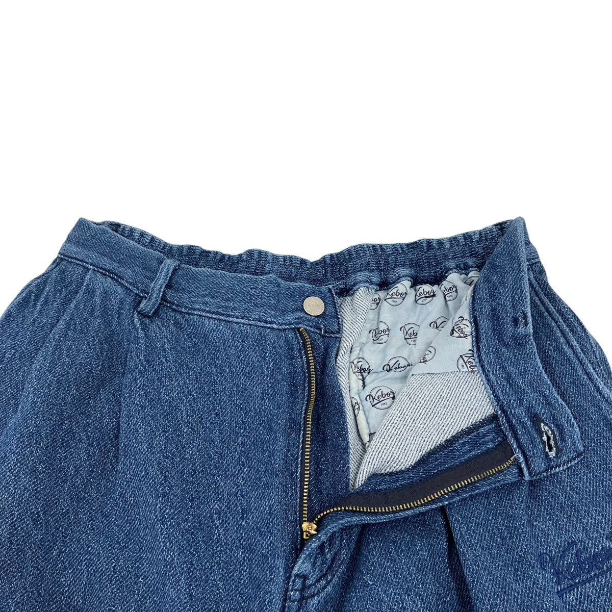 デニムパンツ