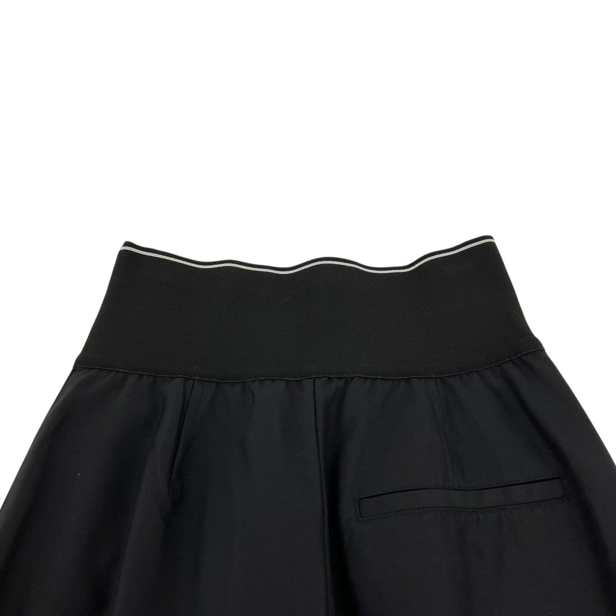 バレルパンツ