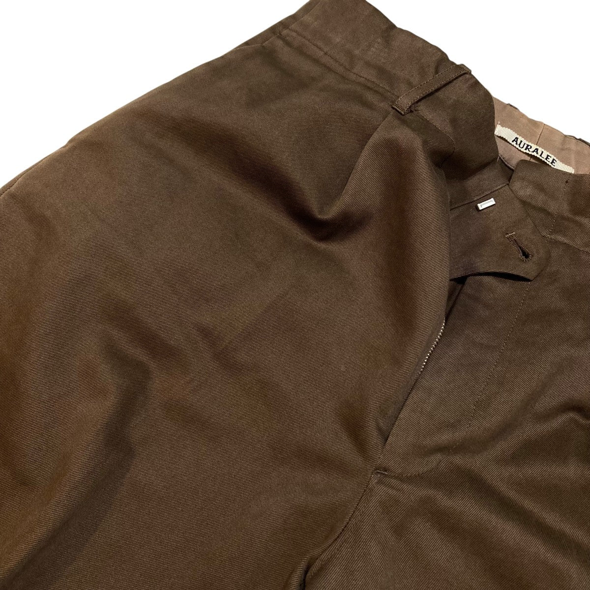 AURALEE(オーラリー) WASHED FINX CHINO TAPERED PANTSパンツA8AP02CN