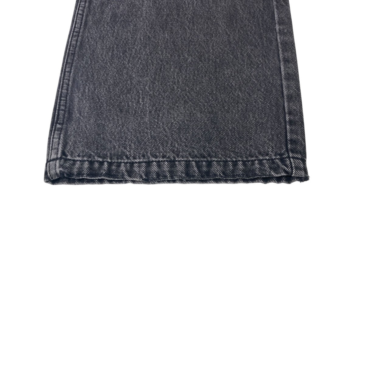 BLACK ACID WASH BREAK CUT STRAIGHT JEANSデニムパンツ