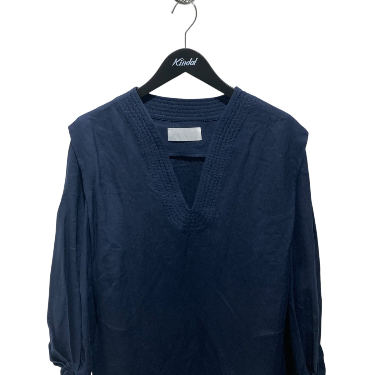 mame kurogouchi(マメクロゴウチ) Volumed Sleeve Linen Rayon V-Neck