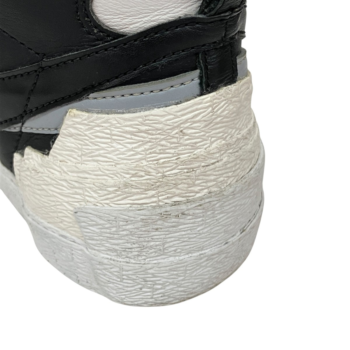 BLAZER MID BLACK WOLF GREY WHITEハイカットスニーカーBV0072-002