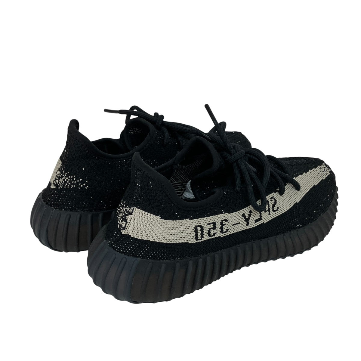 YEEZY BOOST 350 V2 OREOスニーカーBY1604