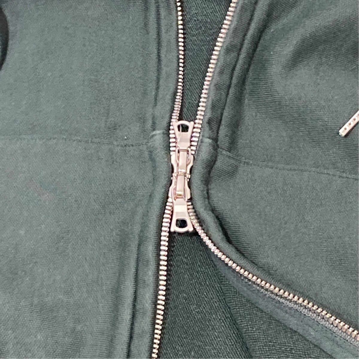 Thin-Sweat Hoodie ZipパーカーbROOTS25S24