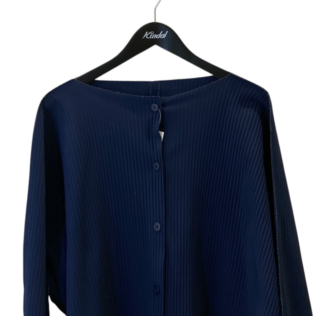 me ISSEY MIYAKE(ミーイッセイミヤケ) 22AWカーディガンMI24KO783
