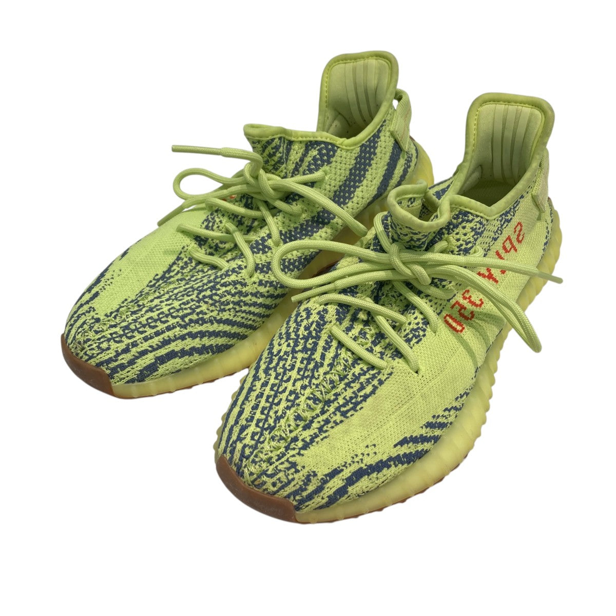 YEEZY BOOSTスニーカーB37572