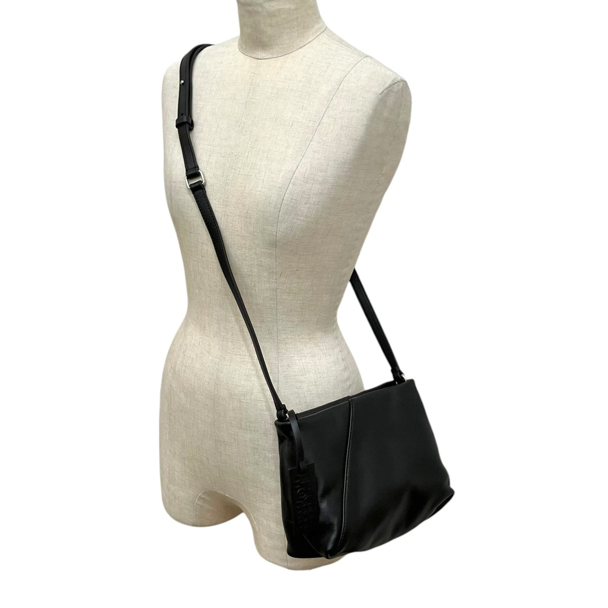 MM6 Maison Margiela 26SSジャパニーズ フォルデッドショルダーバッグSB5ZH0032 P8805 古着・中古-2枚目のアイテム画像