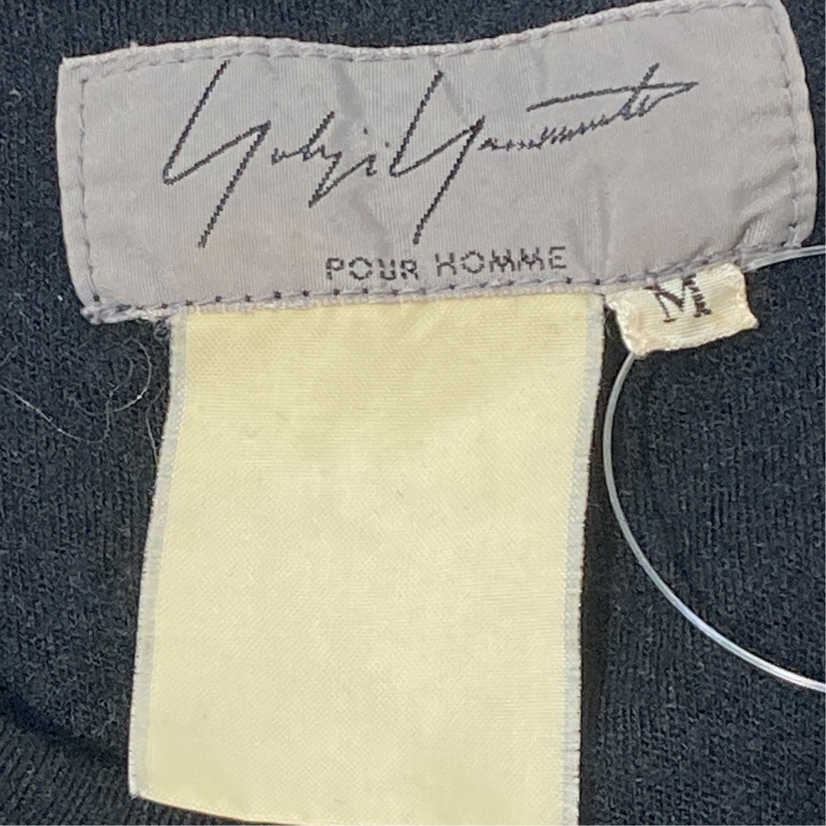 ネックスリットロングスリーブTシャツ