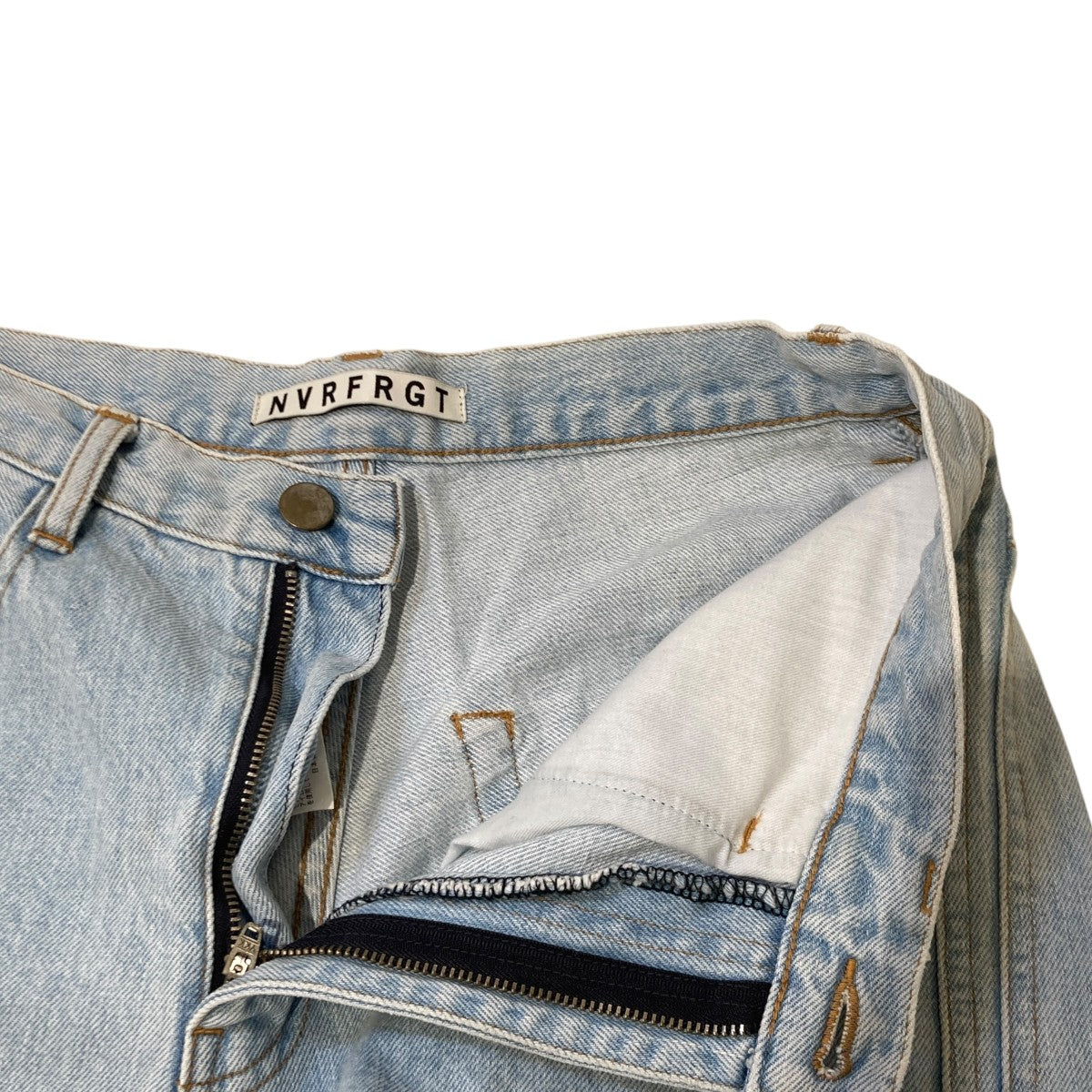 3D Twisted JeansデニムパンツNF231P01C