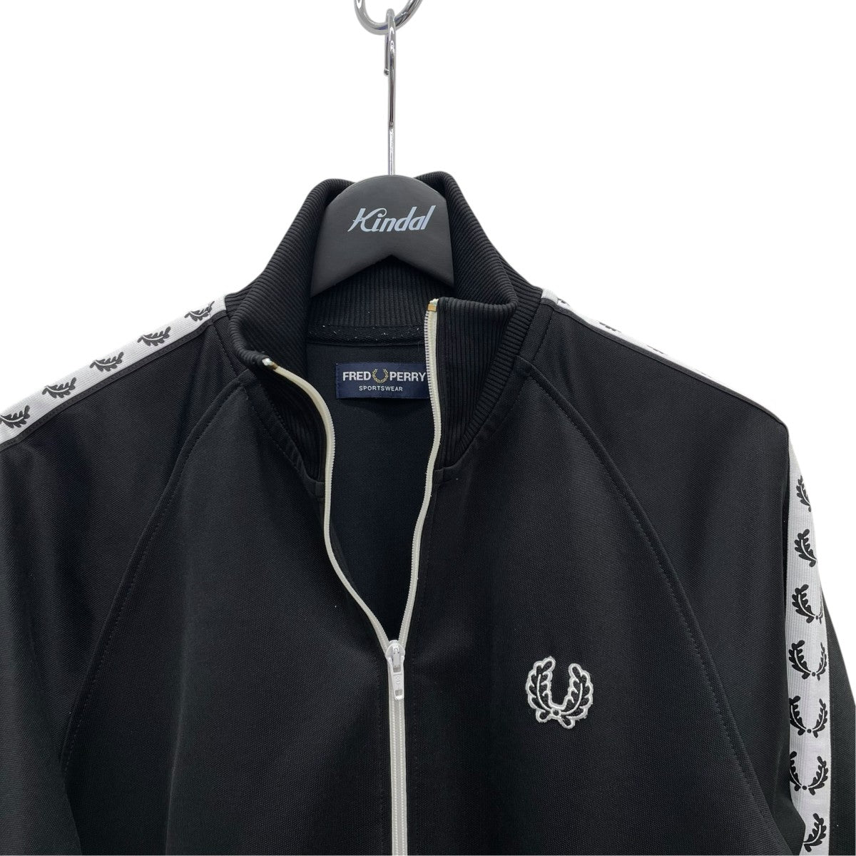 FRED PERRY トラックジャケットJ6231/184/01980/358 古着・中古-3枚目のアイテム画像