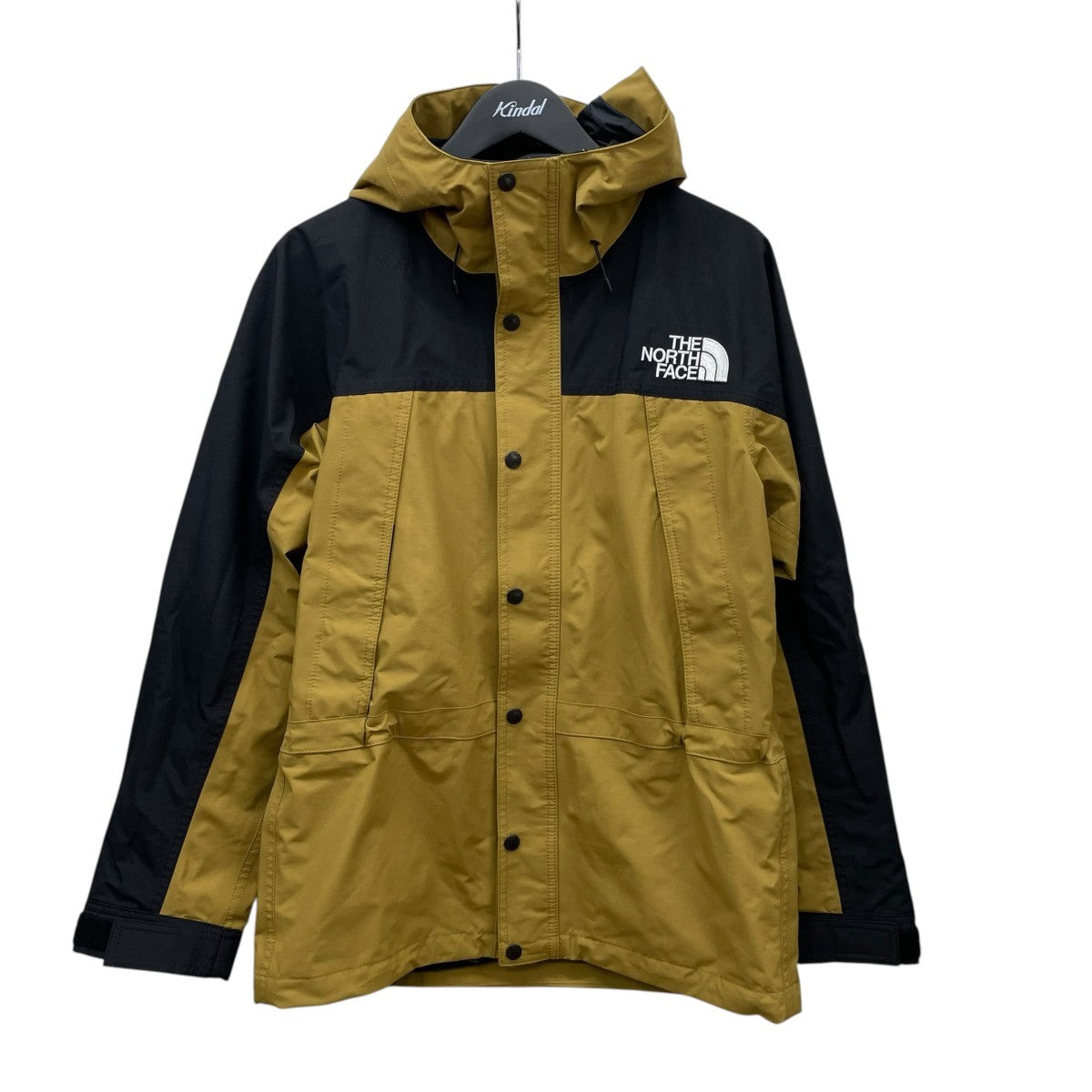 Mountain Light JacketマウンテンパーカーNP11834