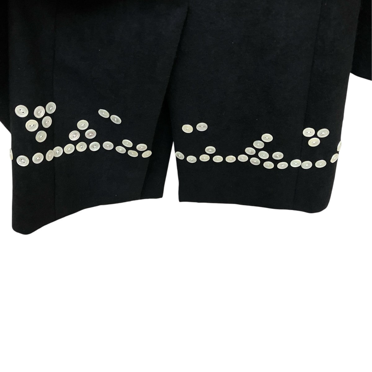 COMME des GARCONS HOMME PLUS PN-J018 AD2024 JACKET WITH MANY BUTTON釦装飾コート 古着・中古-4枚目のアイテム画像
