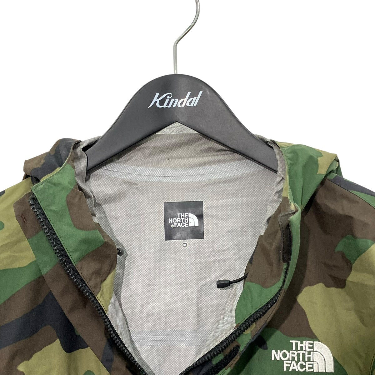 THE NORTH FACE マウンテンパーカー Lサイズ NP61535 THE NORTH FACE(ザノースフェイス) カモフラマウンテンパーカーNP61535