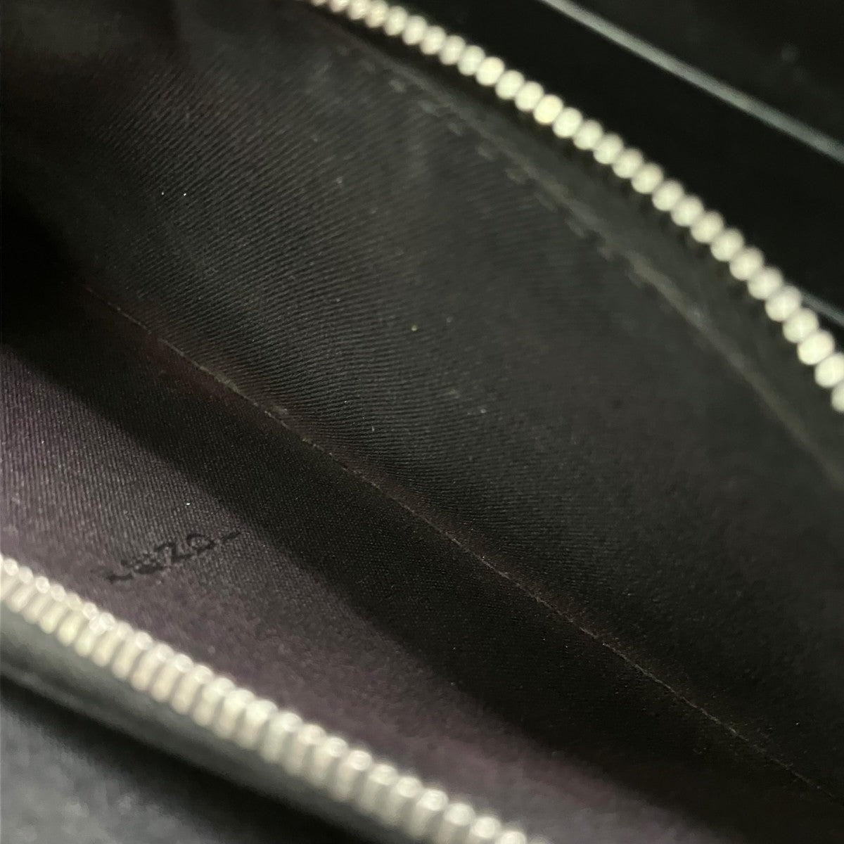 FENDI 長財布7M0210-60C-198-3260 古着・中古-5枚目のアイテム画像