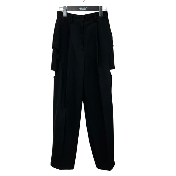 ふたば【タグ付・新品】CLANE SALOPETTE PANTS CLANE（クラネ）の「U NECK TUCK SALOPETTE PANTS（サロペット