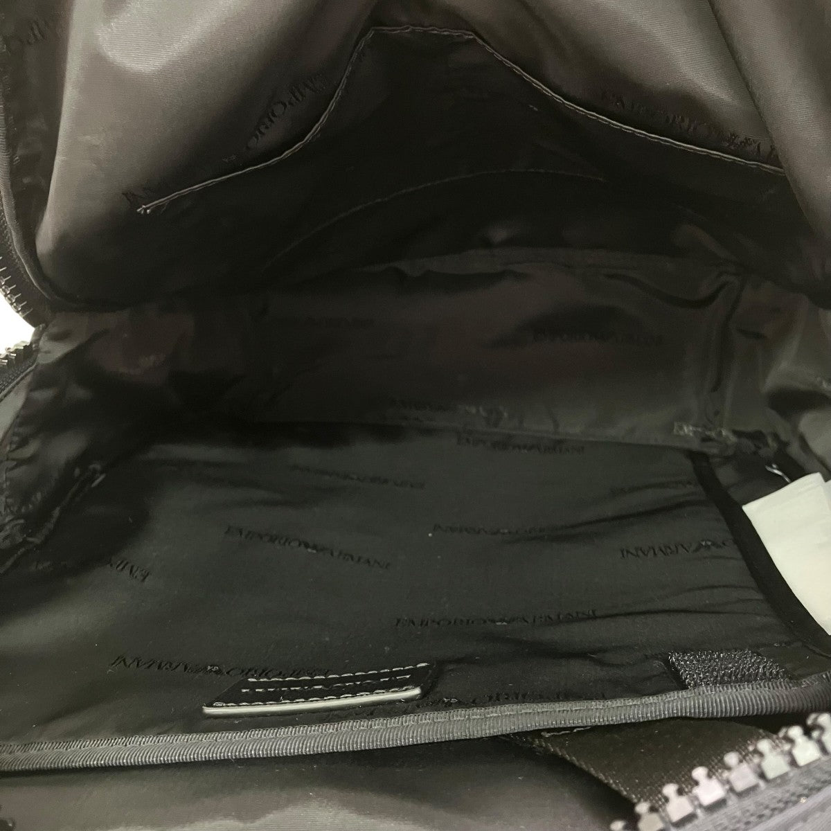 EMPORIO ARMANI リュック 古着・中古-5枚目のアイテム画像
