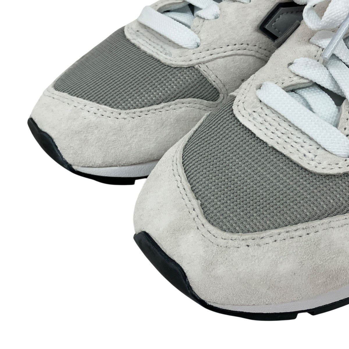 スニーカーU99688A