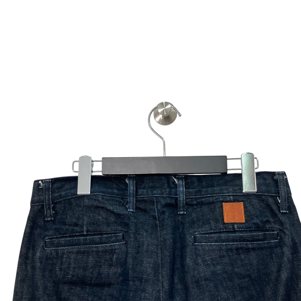 WHITEOAKデニムパンツ