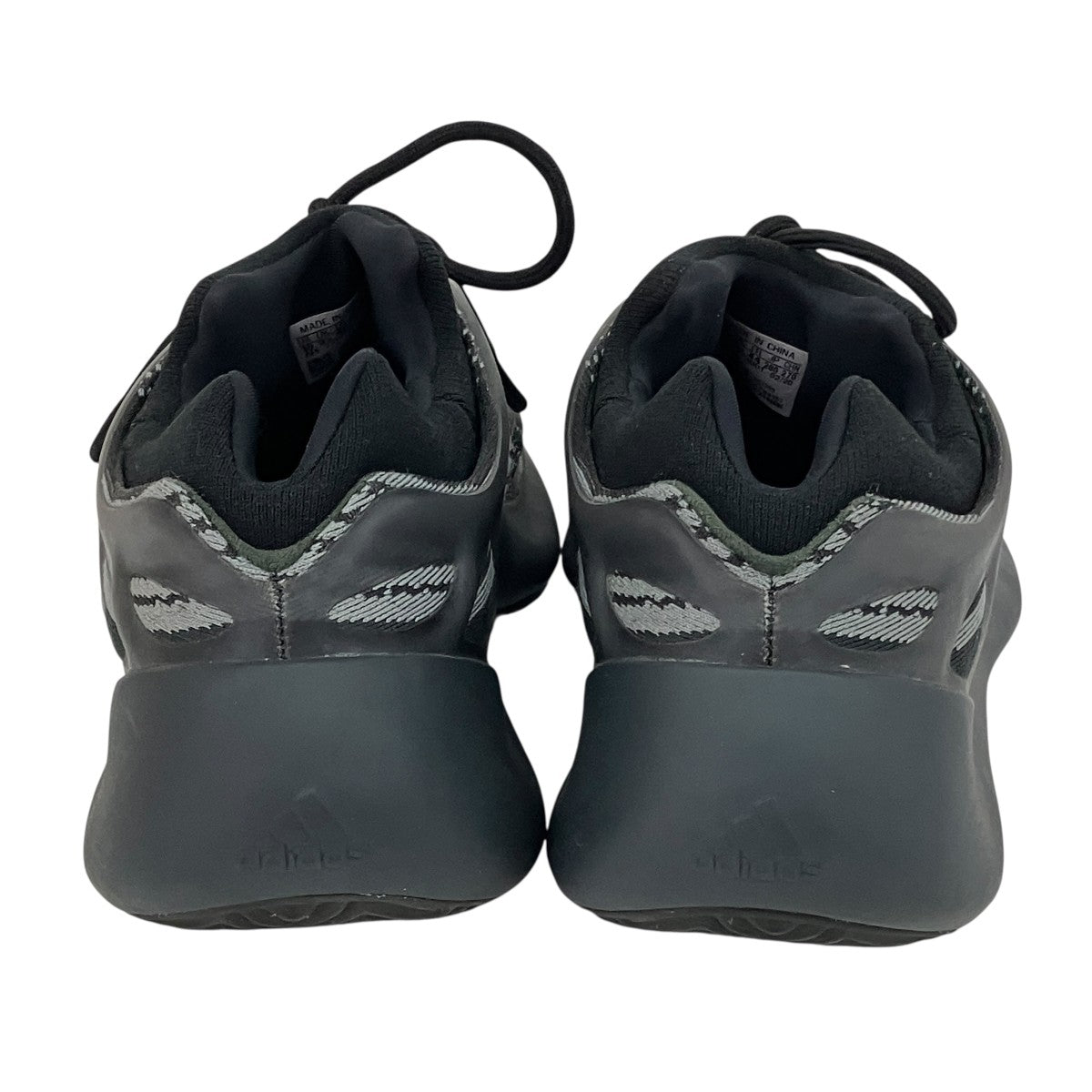 YEEZY 700 V3 ALVAHローカットスニーカーH67799