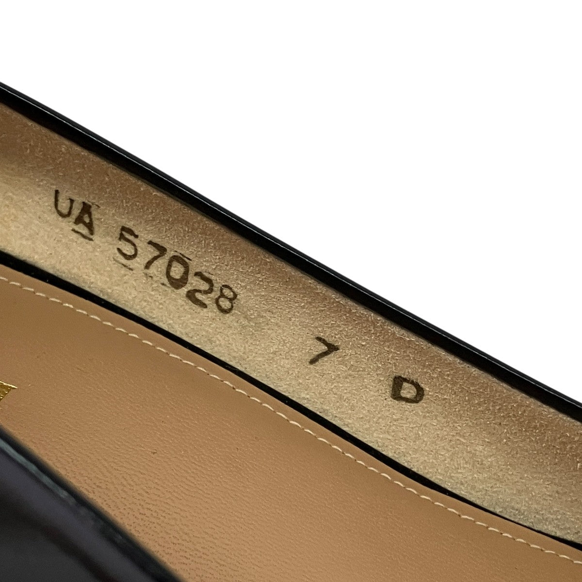 ヒールパンプスUA 57028