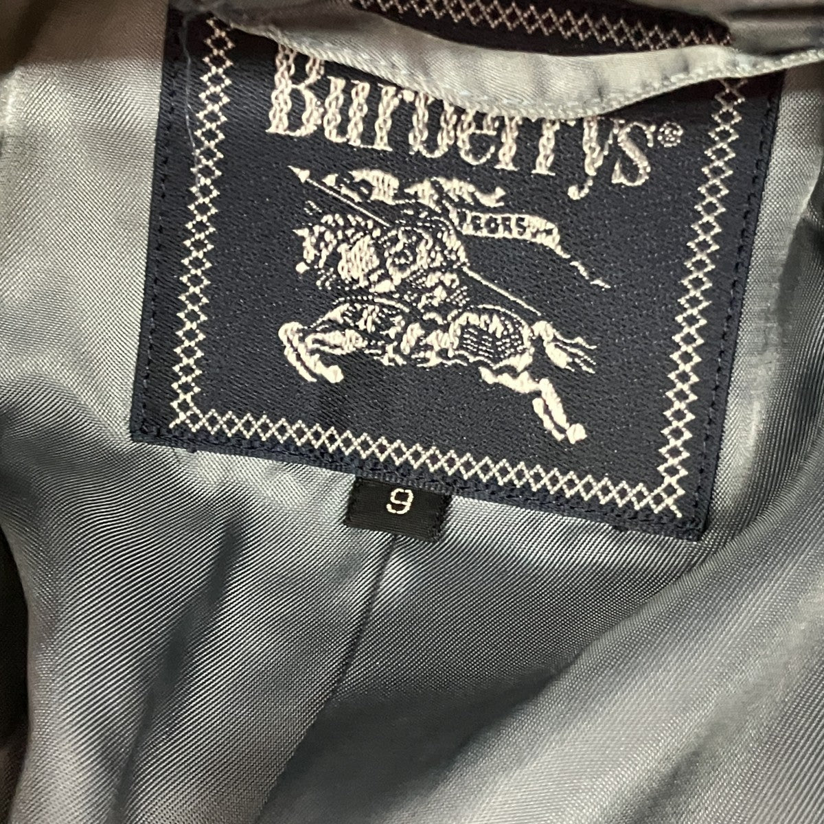 Burberry’s 90s VINTAGE オーバーサイズ馬車柄シルクパデットコート中綿ジャケットFNA03-821 古着・中古-5枚目のアイテム画像