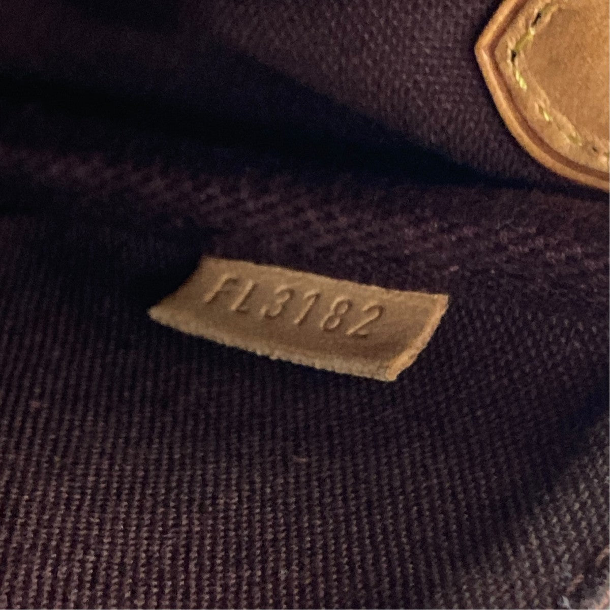 フェイボリットPMモノグラム柄ショルダーバッグM1104