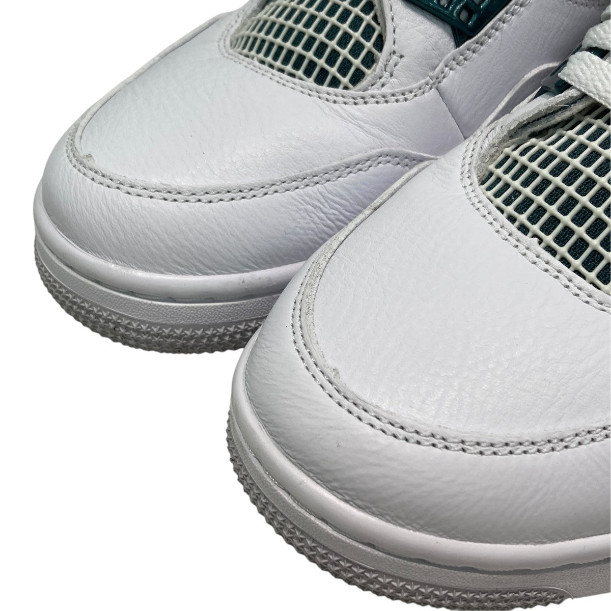 Air Jordan 4 RetroハイカットスニーカーFQ8138-103