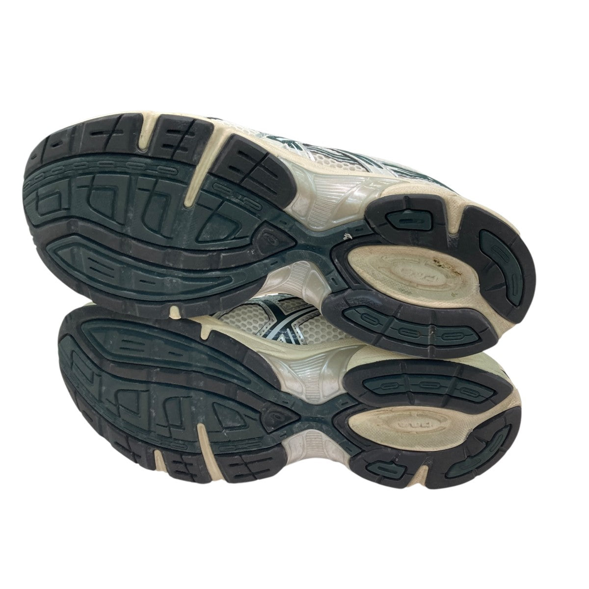 GEL-1130スニーカー1203A565