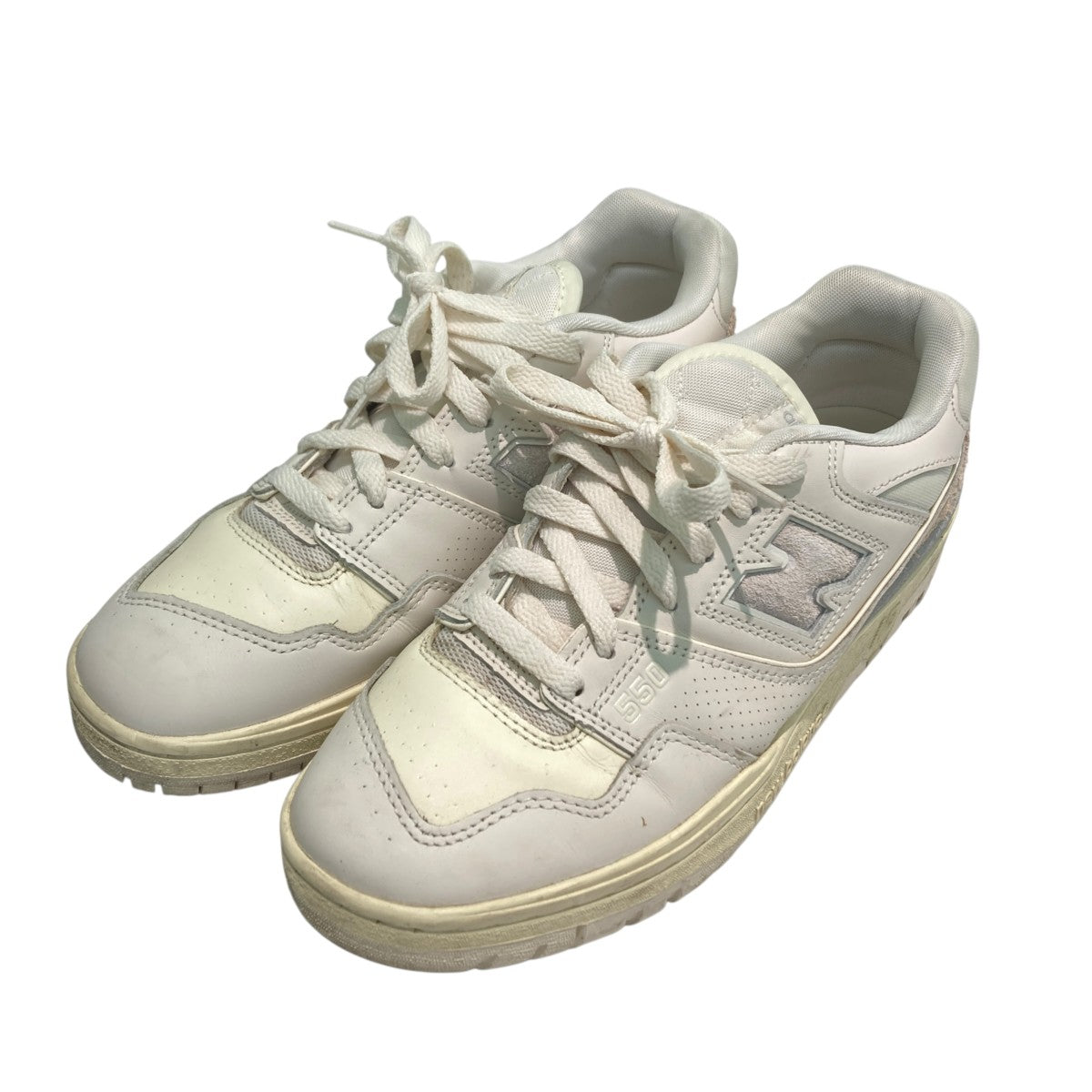 ローカットスニーカーBB550AM1