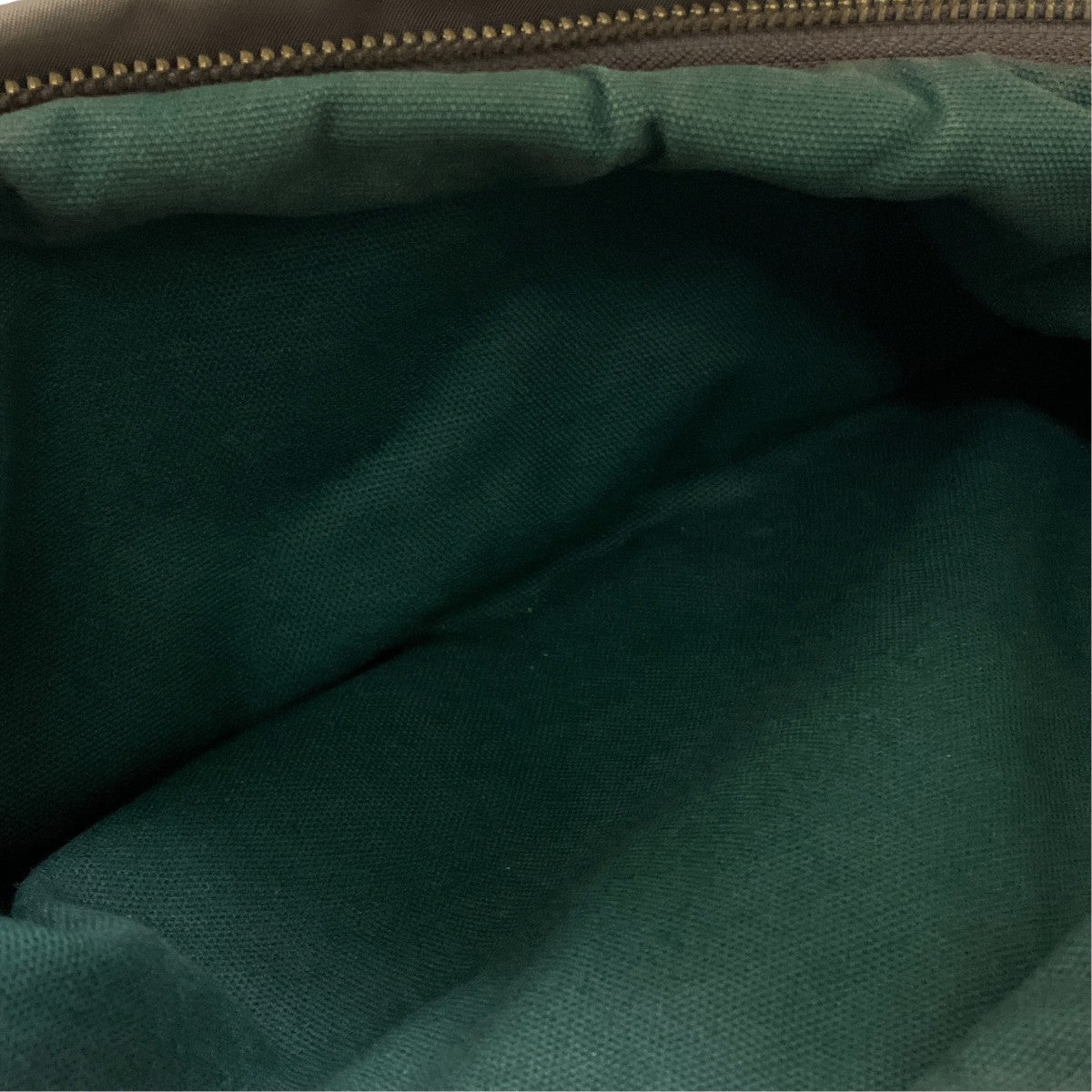 【極美品】定価42,900フェリージ felisi ボディバッグ カーキ Felisi(フェリージ) ボディバッグ カーキ｜【公式】カインドオル