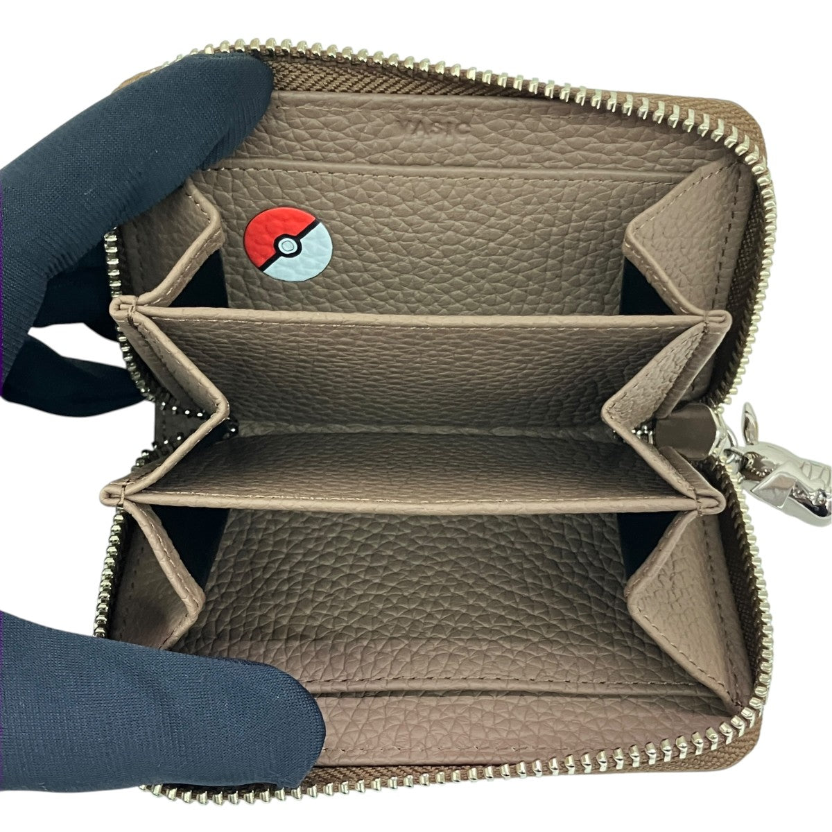 VASIC MULTI ZIP CASE， イーブイ トープミニ財布 古着・中古-4枚目のアイテム画像