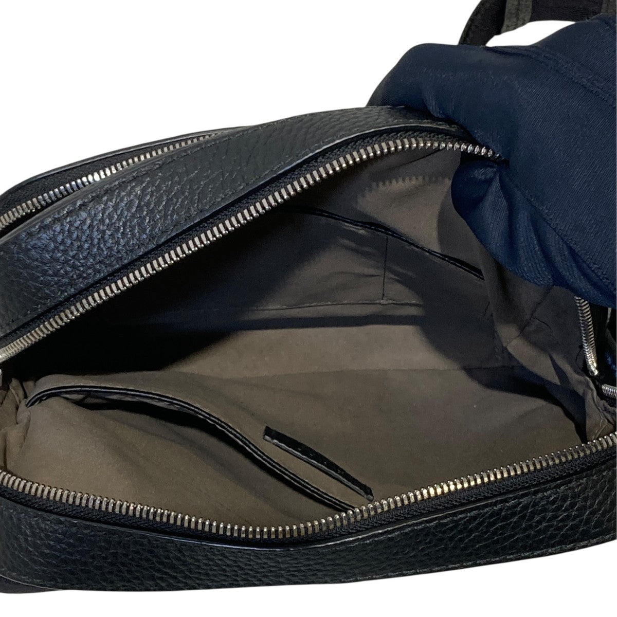 CROSS TOWN NS POCKETレザーショルダーバッグ
