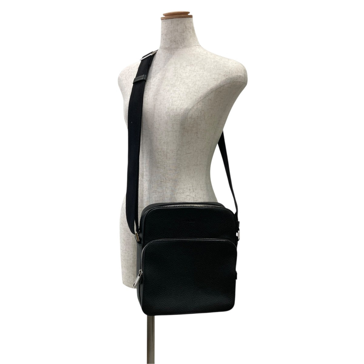 CROSS TOWN NS POCKETレザーショルダーバッグ
