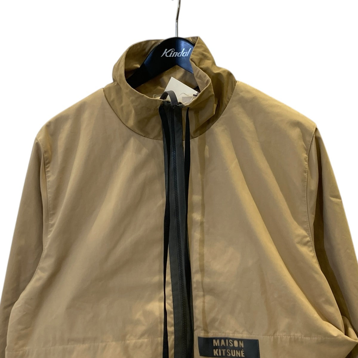 MAISON KITSUNE NEW WINDBREAKERジャケットDU02204WC0009 古着・中古-2枚目のアイテム画像